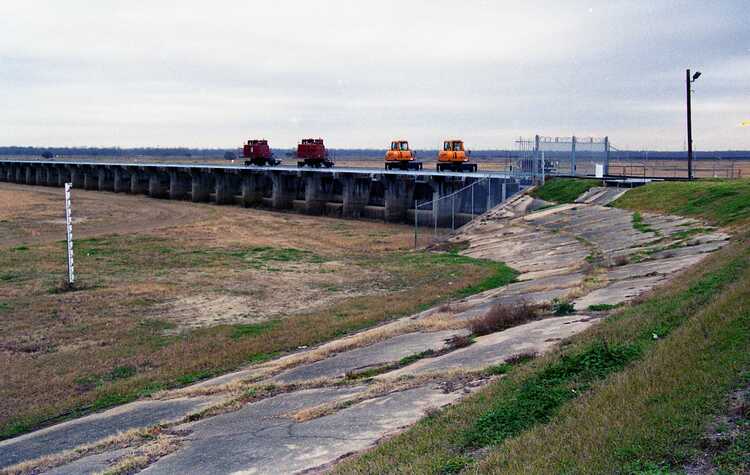 Bonnet Carré spillway