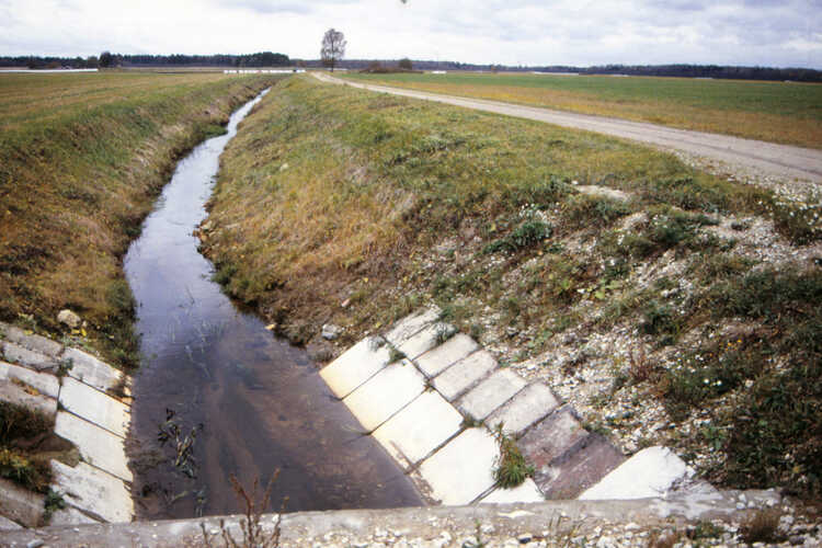 Outlet of a culvert in a renovated ditch.